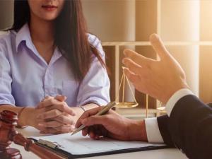What are the Rights of an Unemployed Wife in a Divorce?