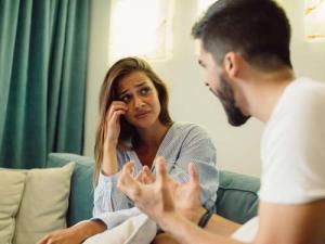 What Is Considered Verbal Abuse &amp; Harassment From a Divorced Spouse?