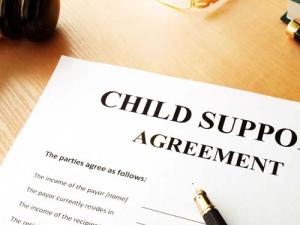 What Is the Illinois Law on Age and Paying Child Support?