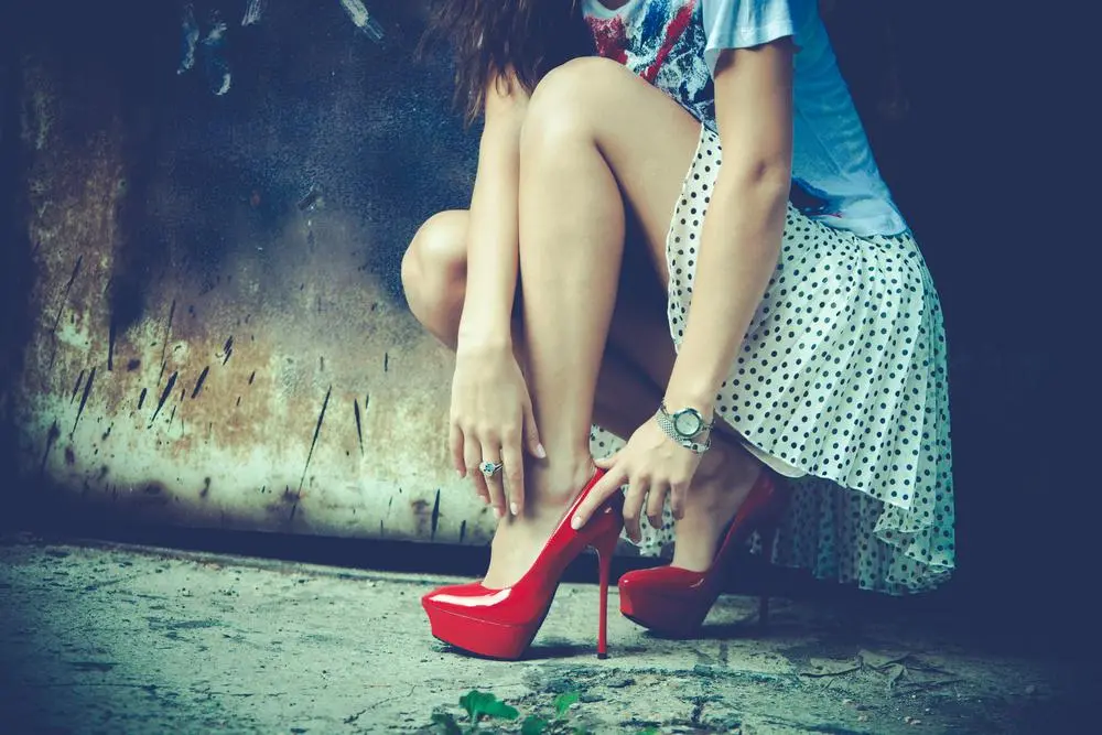 red sole shoes meaning